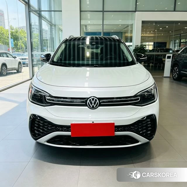 Volkswagen ID.6 CROZZ 2021 Белый из Китая, фото 3