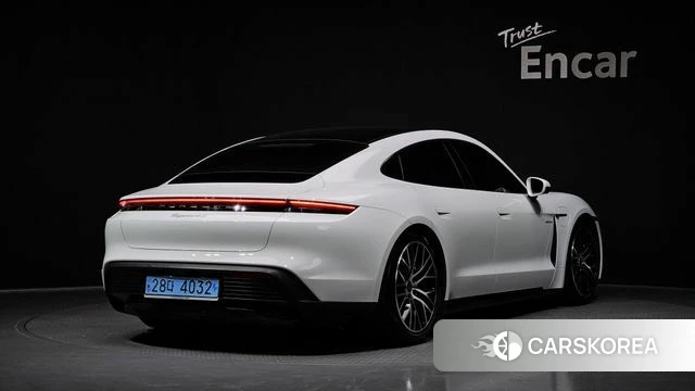 Porsche Taycan id 4316276 из Кореи 12
