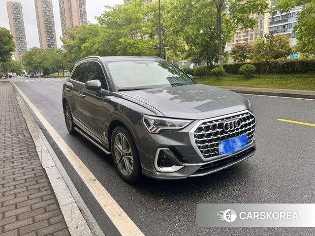 Audi Q3 2024 Серебристо-серый из Китая, фото 3