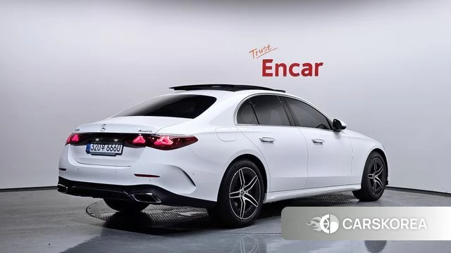 Mercedes-Benz E-Class W214 id 4570955 из Кореи 12