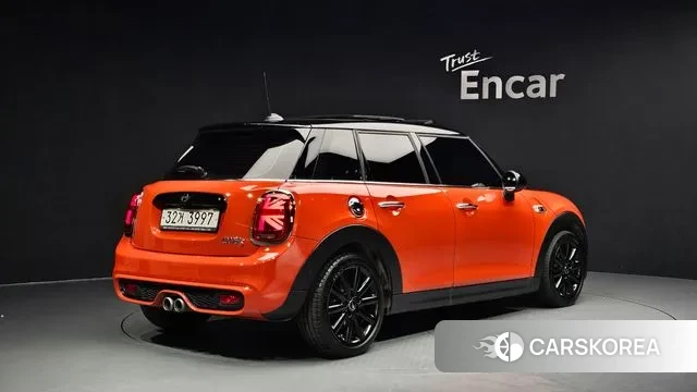 Mini Cooper S id 3479946 из Кореи 12