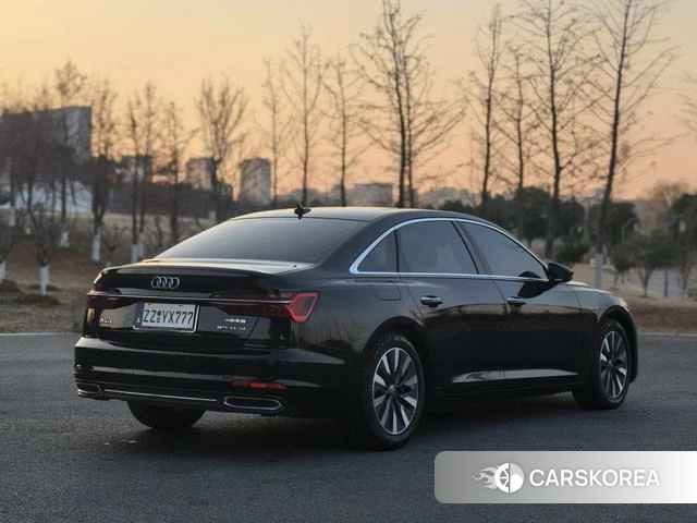 Audi A6L id 4278006 из Китая 12