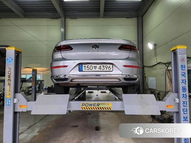 Volkswagen Arteon 2020 Серебряный из Кореи, фото 2