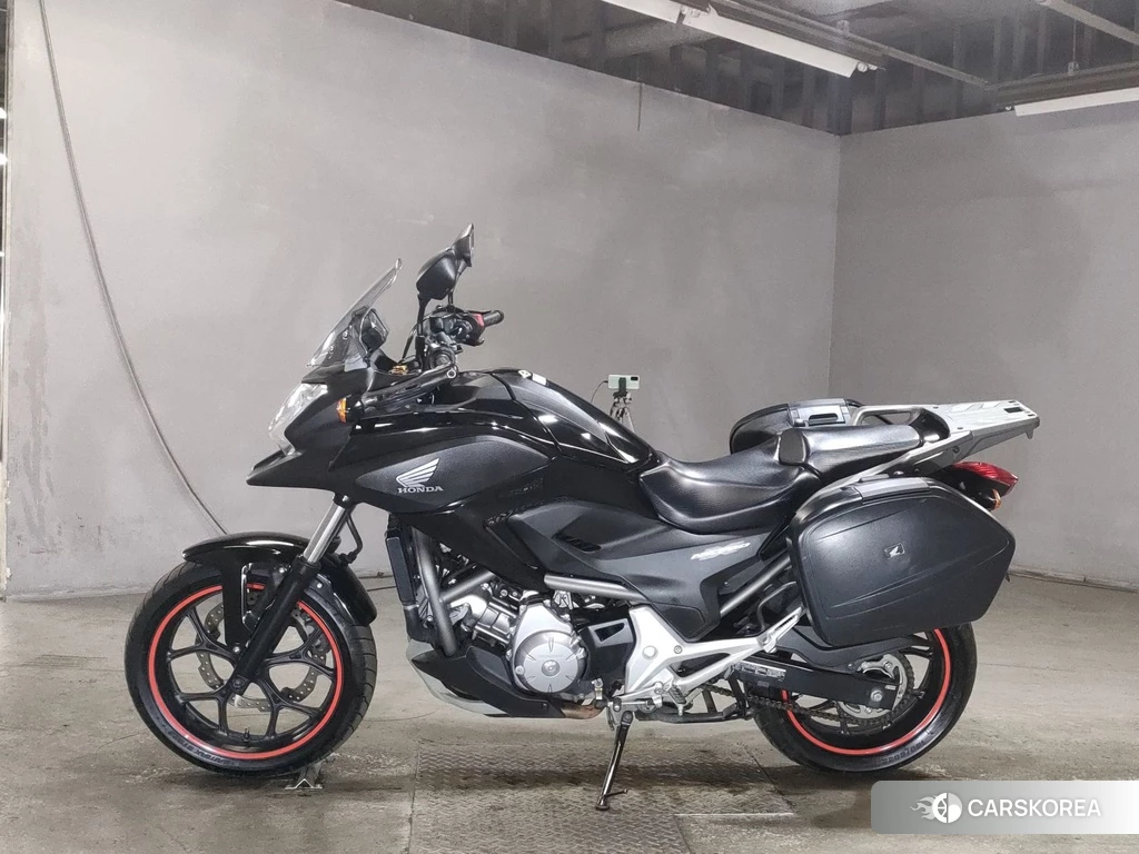 Проданный Honda NC700X 2012 из Японии
