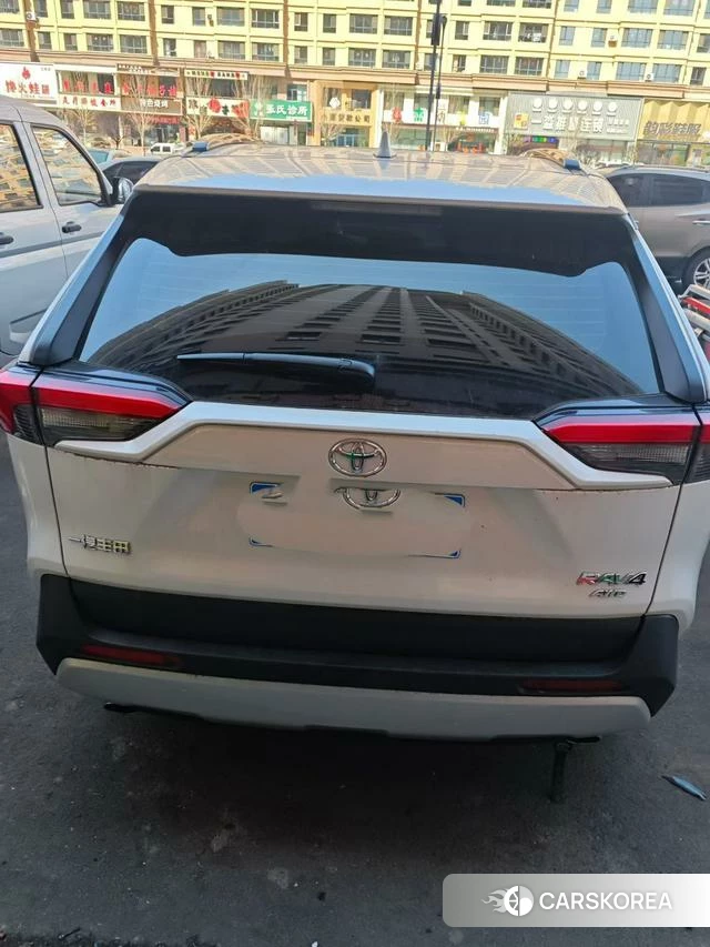 Toyota RAV4 Rongfang 2024 Белый из Китая, фото 2