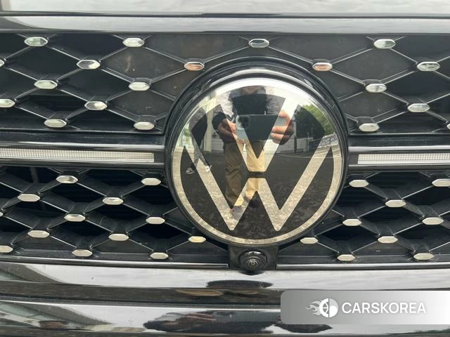 Volkswagen Passat id 4258458 из Китая 12