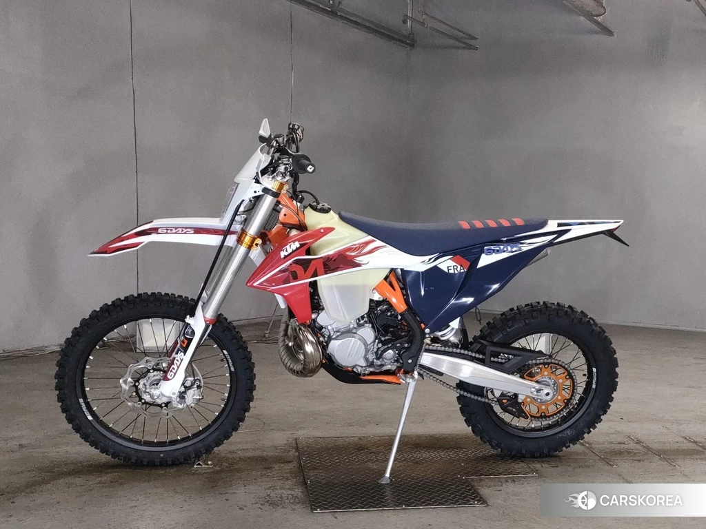 Проданный KTM 250EXC SIXDAYS TPI 2023 из Японии, фото 2
