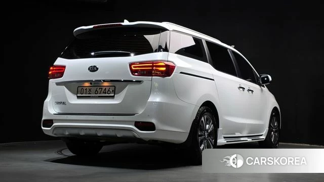 Kia The New Carnival id 4459581 из Кореи 12