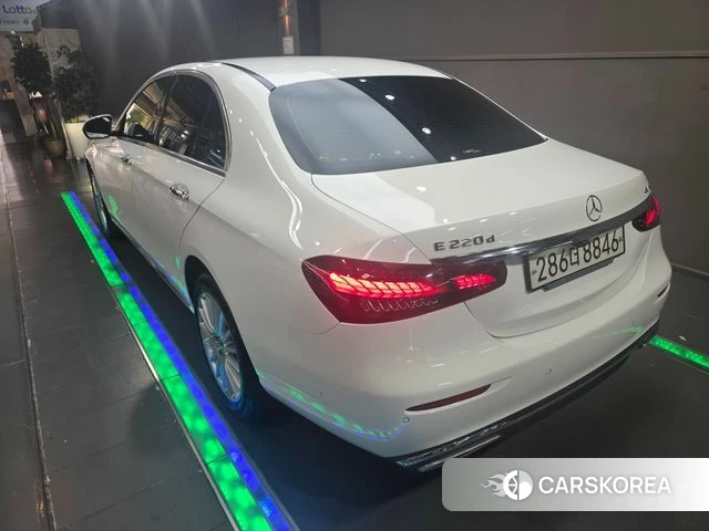 Mercedes-Benz E-Class W213 id 4784707 из Кореи 12