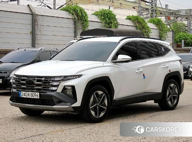Hyundai The New Tucson (NX4) 2024 Белый из Кореи, фото 2
