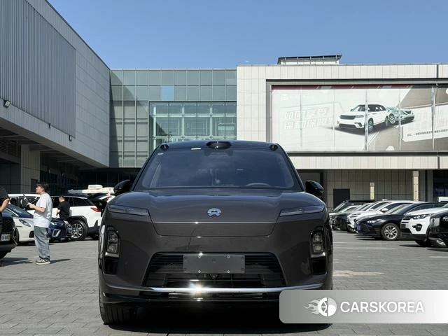 Weilai ES8 2026 Темно-серый из Китая, фото 5