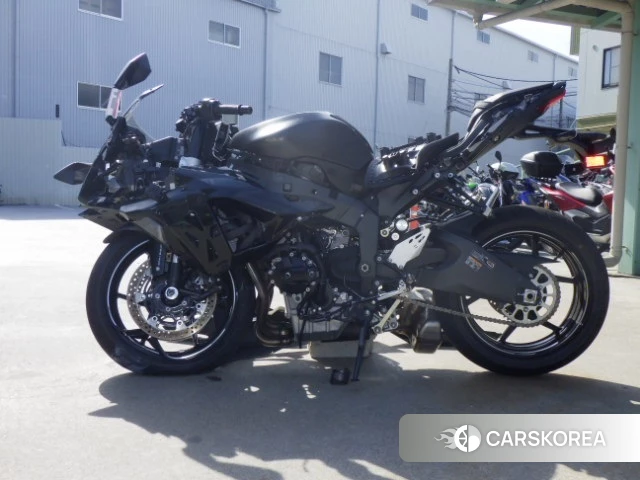 Kawasaki ZX-6R NINJA 2024 из Японии, фото 2