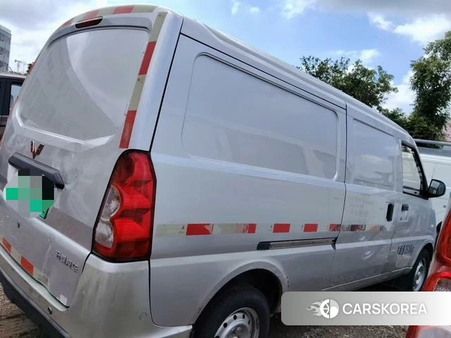 Wuling Automobile Wuling EV50 2022 Серебристо-серый из Китая, фото 2