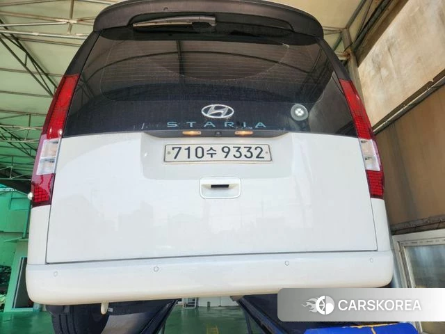 Hyundai Staria 2022 Белый из Кореи, фото 2