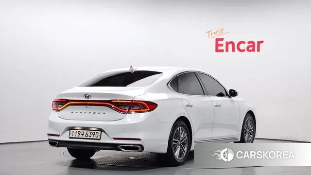 Hyundai Grandeur IG id 3018735 из Кореи 12
