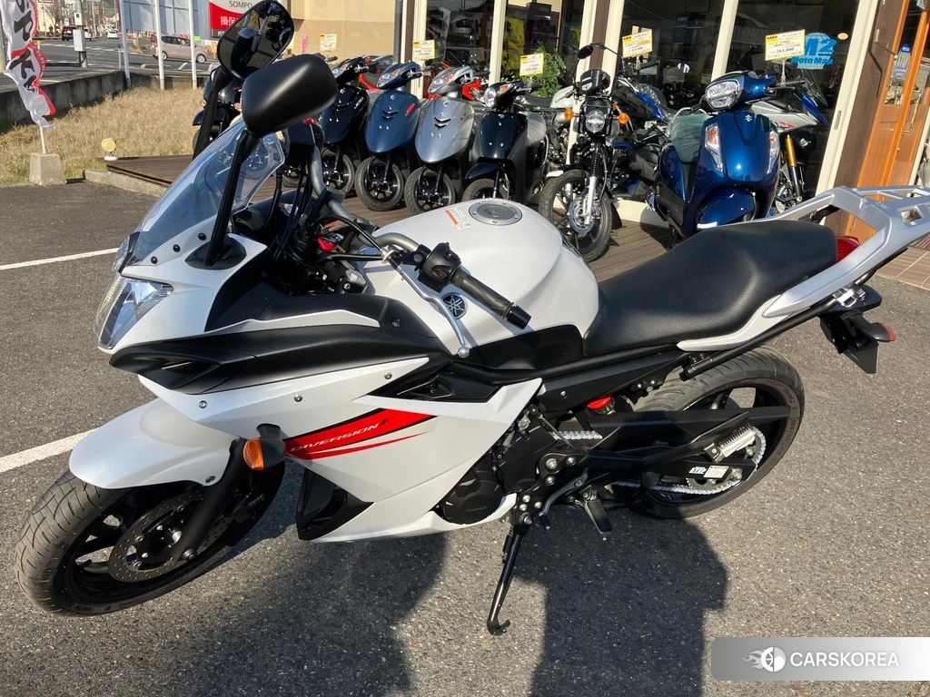 Проданный Yamaha XJ6 DIVERSION 2013 из Японии, фото 2