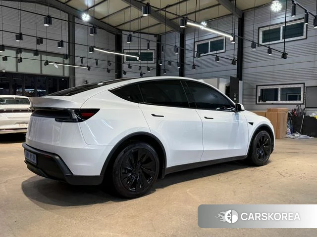 Tesla Model Y id 3896467 из Кореи 12
