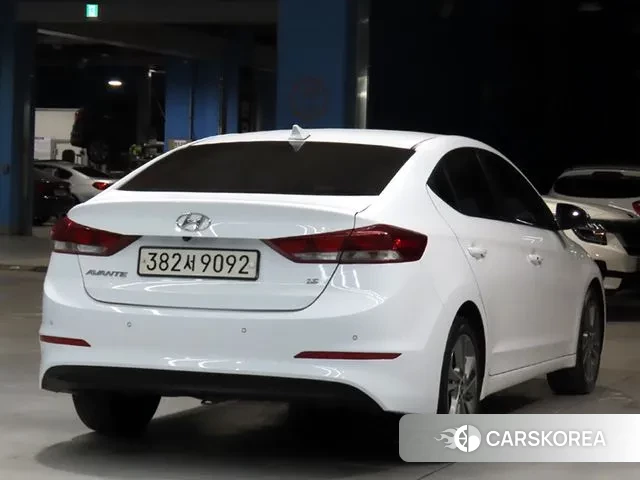 Hyundai Avante AD id 3476756 из Кореи 12