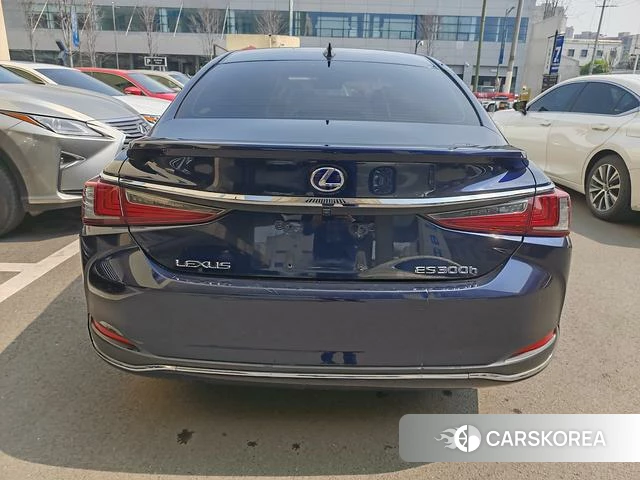 Lexus ES 2021 Синий из Китая, фото 6