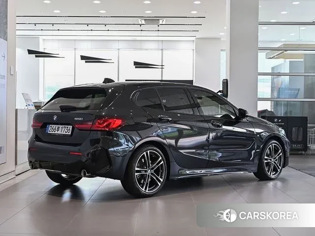 BMW 1 Series (F40) id 2993025 из Кореи 12