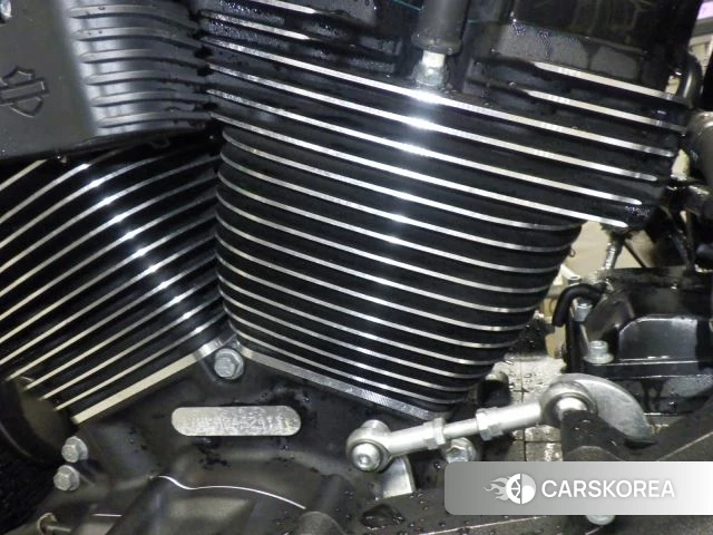 Engine photo