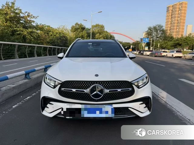 Mercedes-Benz GLC 2024 Белый из Китая, фото 5