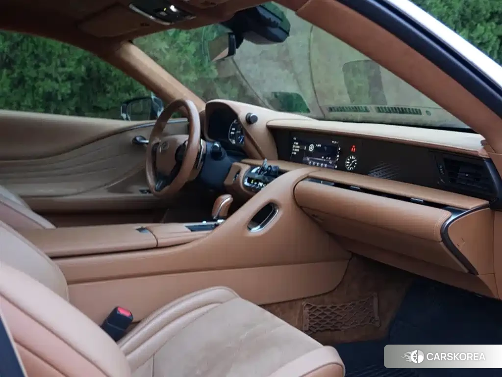 Lexus LC id 4622689 из Китая 12