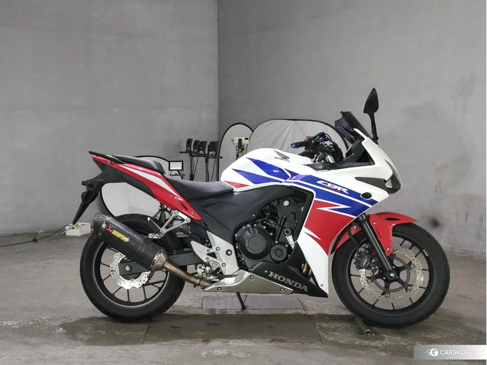 Проданный Honda CBR400R id 4192964 из Японии, фото 3