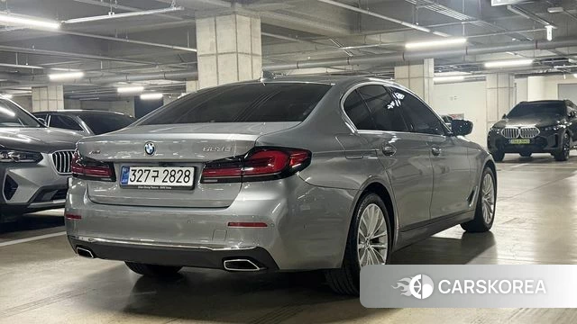 BMW 5 Series (G30) id 3934415 из Кореи 12