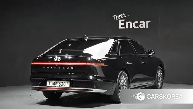 Hyundai Grandeur (GN7) id 2900192 из Кореи 12