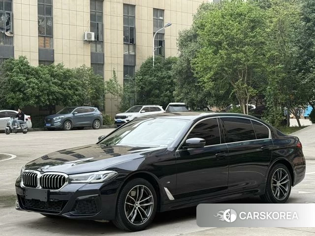 BMW 5 series 2023 Черный из Китая, фото 2