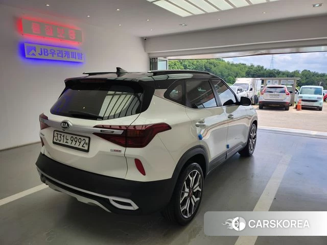 Kia Seltos id 4625936 из Кореи 12