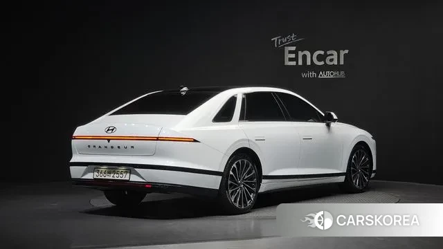 Hyundai Grandeur (GN7) id 3769510 из Кореи 12