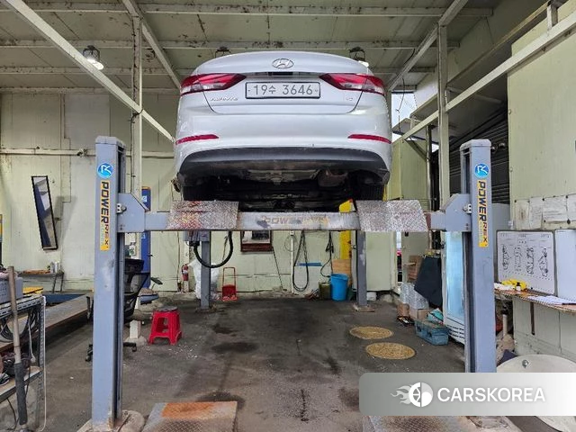 Hyundai Avante AD 2018 Серебристо-серый из Кореи, фото 2