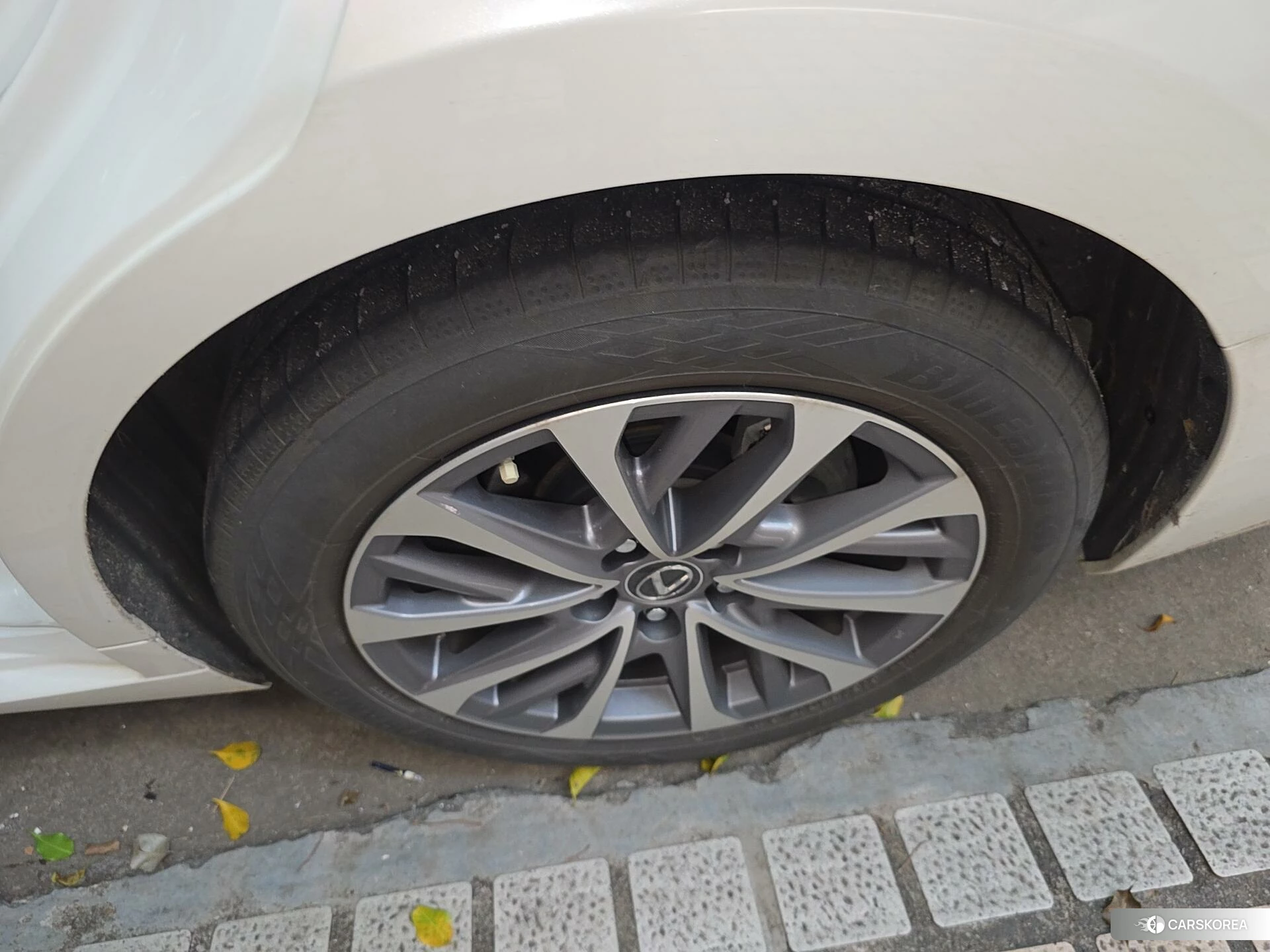 Lexus ES id 4487434 из Китая 12