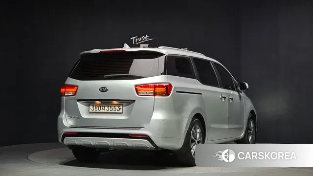 Kia All New Carnival id 3622726 из Кореи 12