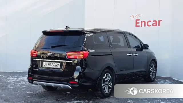 Kia The New Carnival id 3627109 из Кореи 12