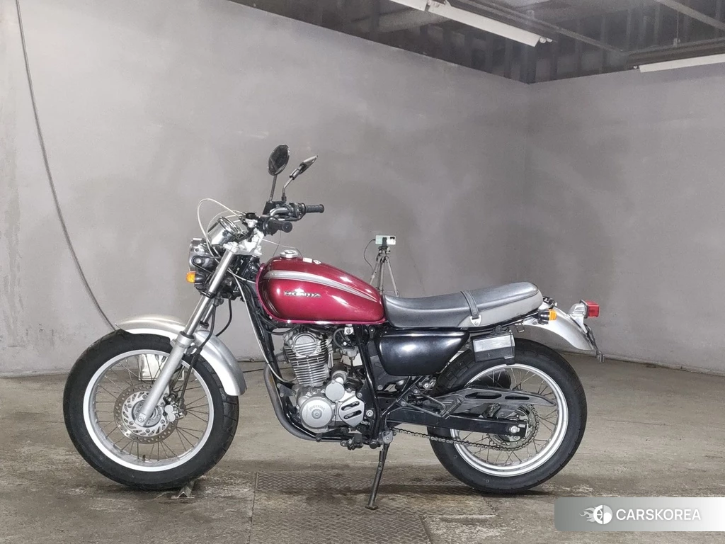 Проданный Honda CB223S 2012 из Японии, фото 2
