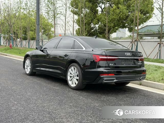 Audi A6L id 4241384 из Китая 11