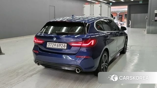 BMW 1 Series (F40) id 4356408 из Кореи 9
