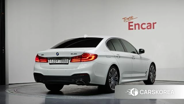 BMW 5 Series (G30) id 4390115 из Кореи 12
