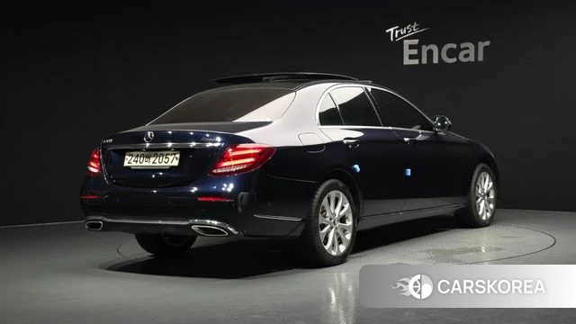 Mercedes-Benz E-Class W213 id 4620362 из Кореи 12