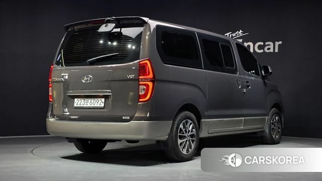 Hyundai The New Grand Starex id 4620025 из Кореи 12