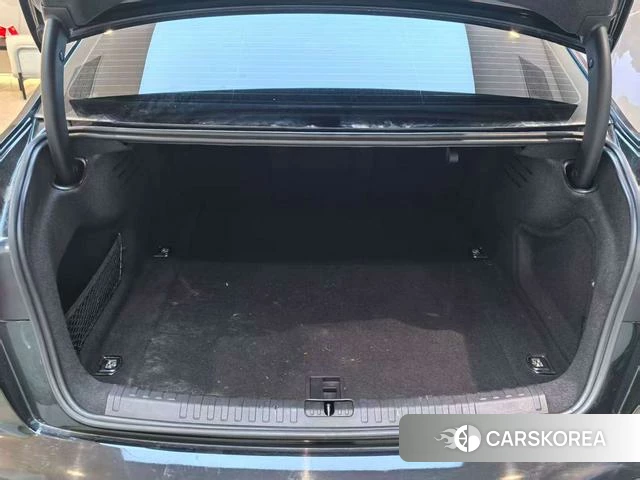 Audi A6L 2023 Черный из Китая, фото 5