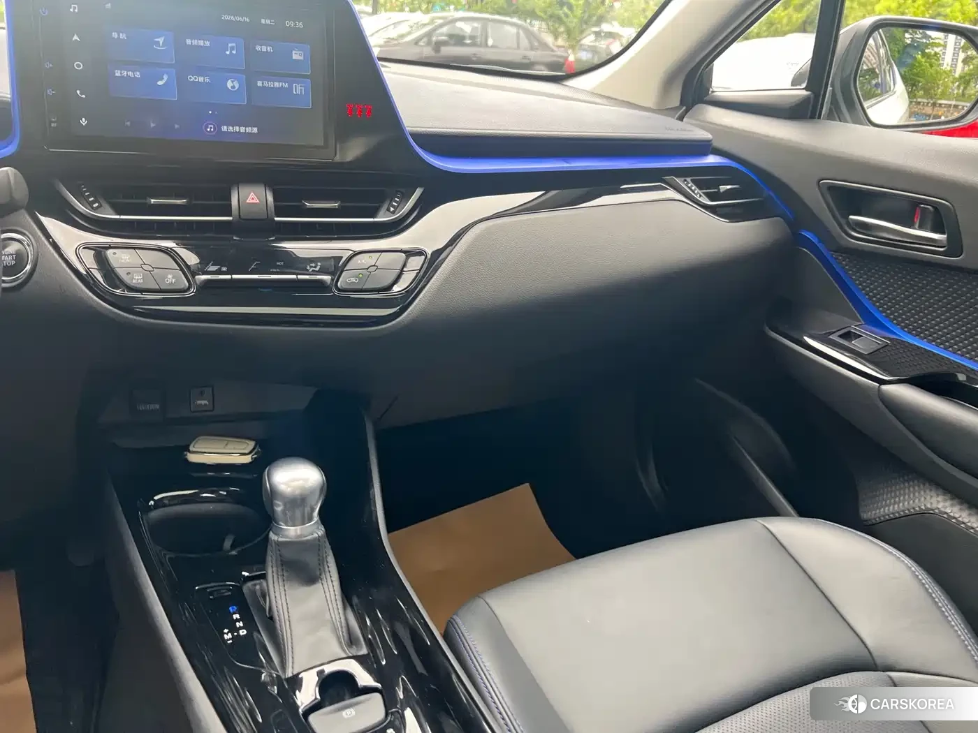 Toyota C-HR id 4546314 из Китая 12