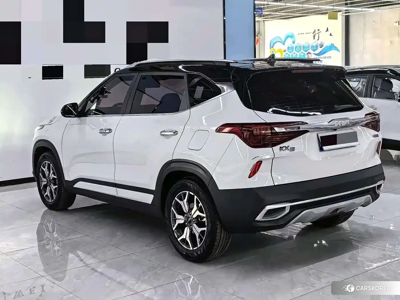Kia KX3 proud run 2022 Белый из Китая, фото 2