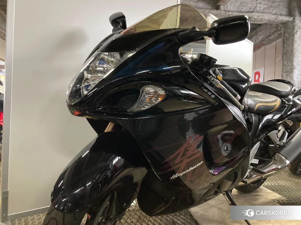 Проданный Suzuki GSX1300R HAYABUSA 2014 из Японии, фото 2