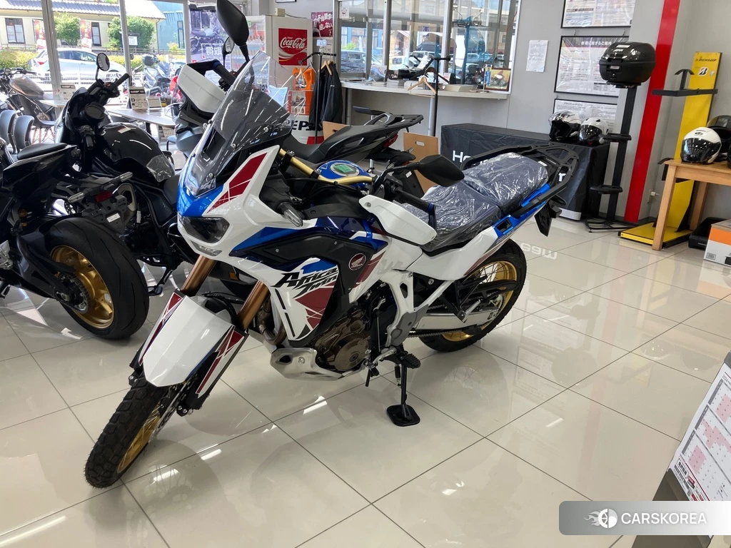 Проданный Honda CRF1100L AFRICA TWIN ADV ES 2024 из Японии, фото 2