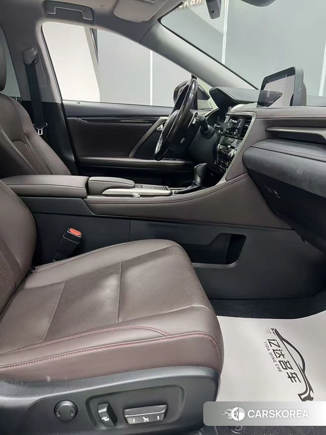 Lexus RX id 4259433 из Китая 9