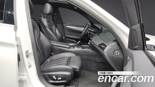 BMW 5 Series (G30) id 2655466 из Кореи 12